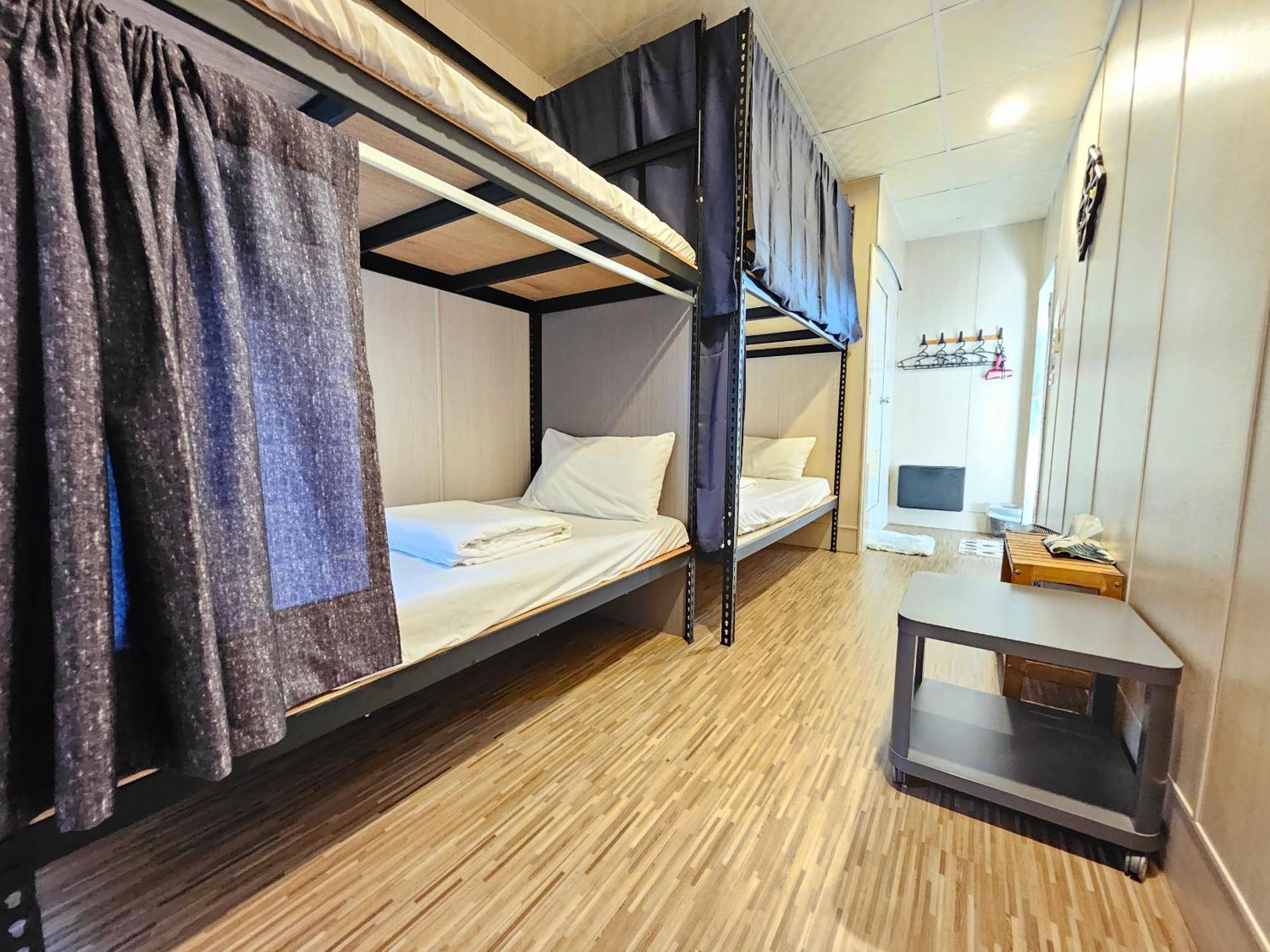 舞浪海景旅店 Hotel Xiaoliuqiu Exterior photo